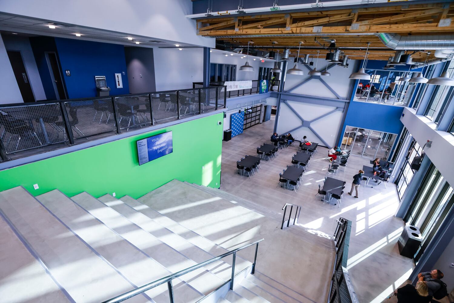 102522 Butler Tech Natural Science Center