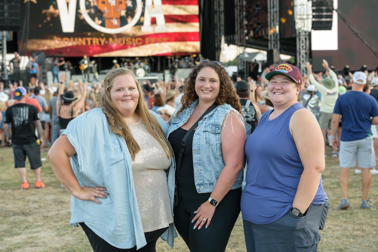 PHOTOS: Carrie Underwood & Shaboozey at the 2025 Voices of America Country Music Fest