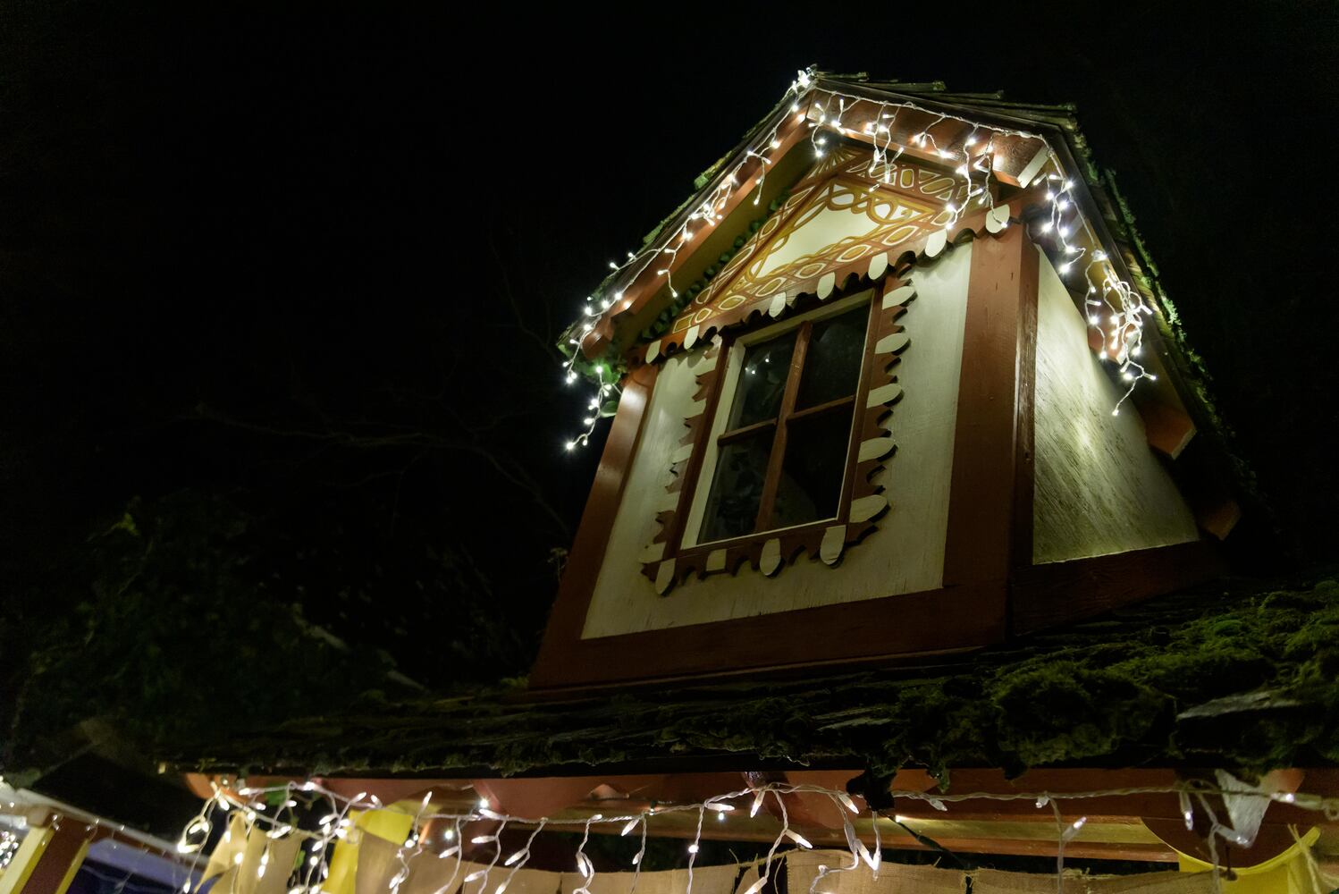 PHOTOS: The Second Annual Yuletide Village at Renaissance Park Event Center