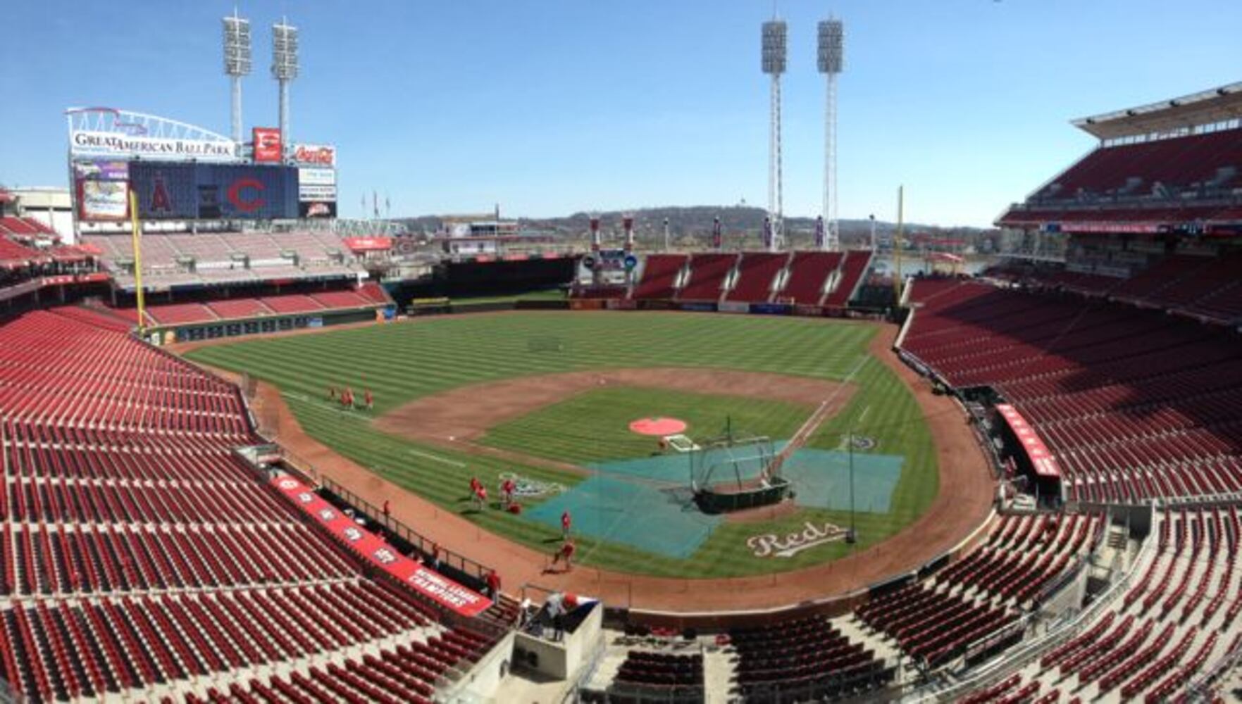 Opening Night for Reds