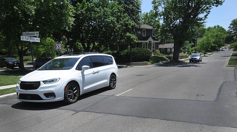 A $2.1 million sewer project is expected to slow traffic with lane closures for months on Far Hills Avenue from Dellwood Ave. to Greenmount Blvd. in Oakwood. MARSHALL GORBY/STAFF