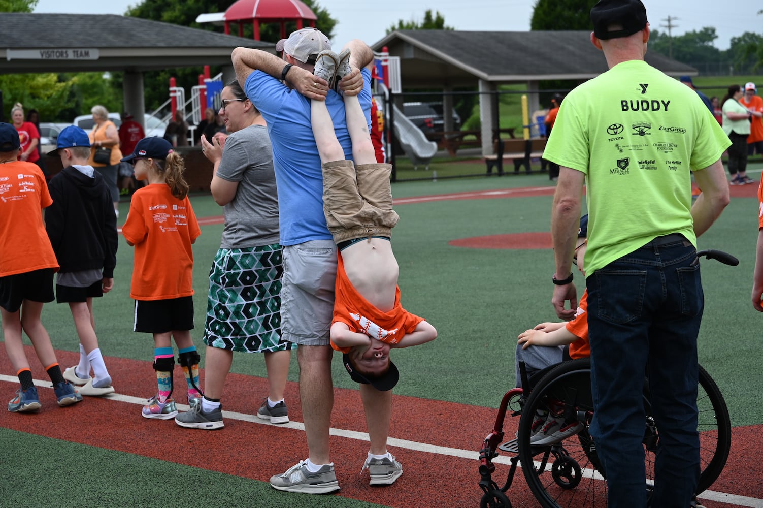 Savannah Bananas make a surprise visit to Nuxhall Miracle League in Fairfield