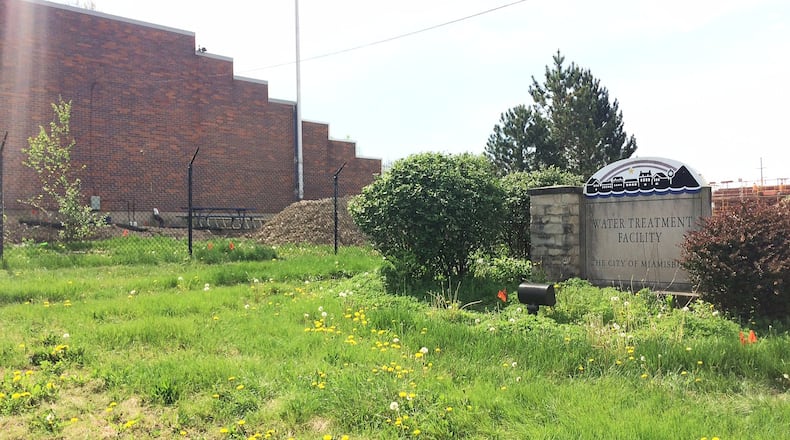 A malfunction at Miamisburg’s water treatment caused chlorine residuals to fall below acceptable levels of the EPA, prompting a water boil advisory. DARIN POPE/STAFF