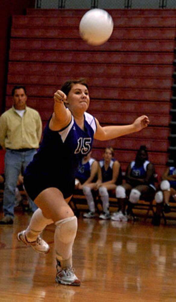 Middletown vs. Loveland volleyball