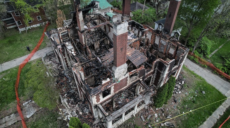 Traxler Mansion deteriorating state