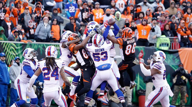 CINCINNATI, OH - NOVEMBER 20: Tyler Boyd #83 of the Cincinnati Bengals and James Wright #86 of the Cincinnati Bengals are unable to catch a hail marry attempt at the end of the game against the Buffalo Bills at Paul Brown Stadium on November 20, 2016 in Cincinnati, Ohio. Buffalo defeated Cincinnati 16-12. (Photo by Joe Robbins/Getty Images)