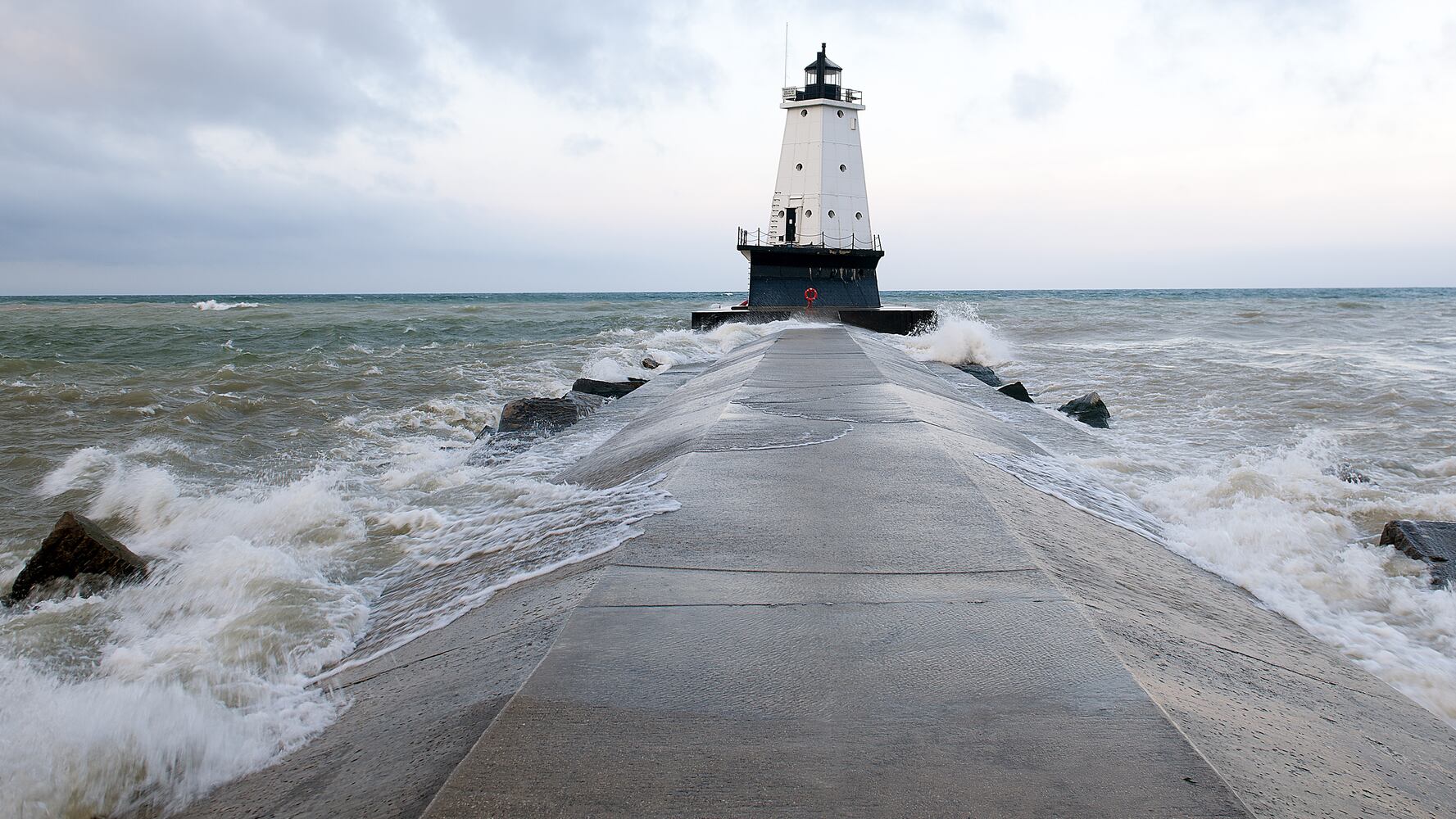 From Chicago to Mackinac Island, a tour of Lake Michigan