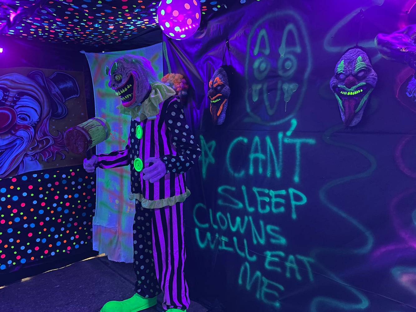 Laffin’ Lizzy’s Haunted Funhouse