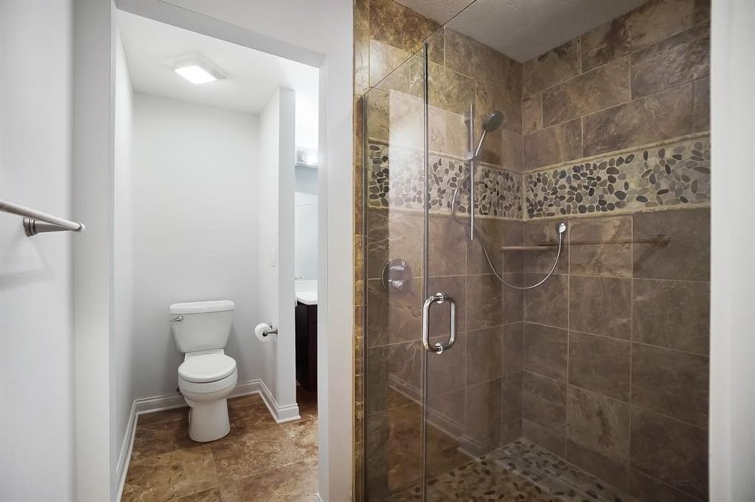 Photos: $1M luxury home listed has waterfall, swimming pool and kitchen to die for