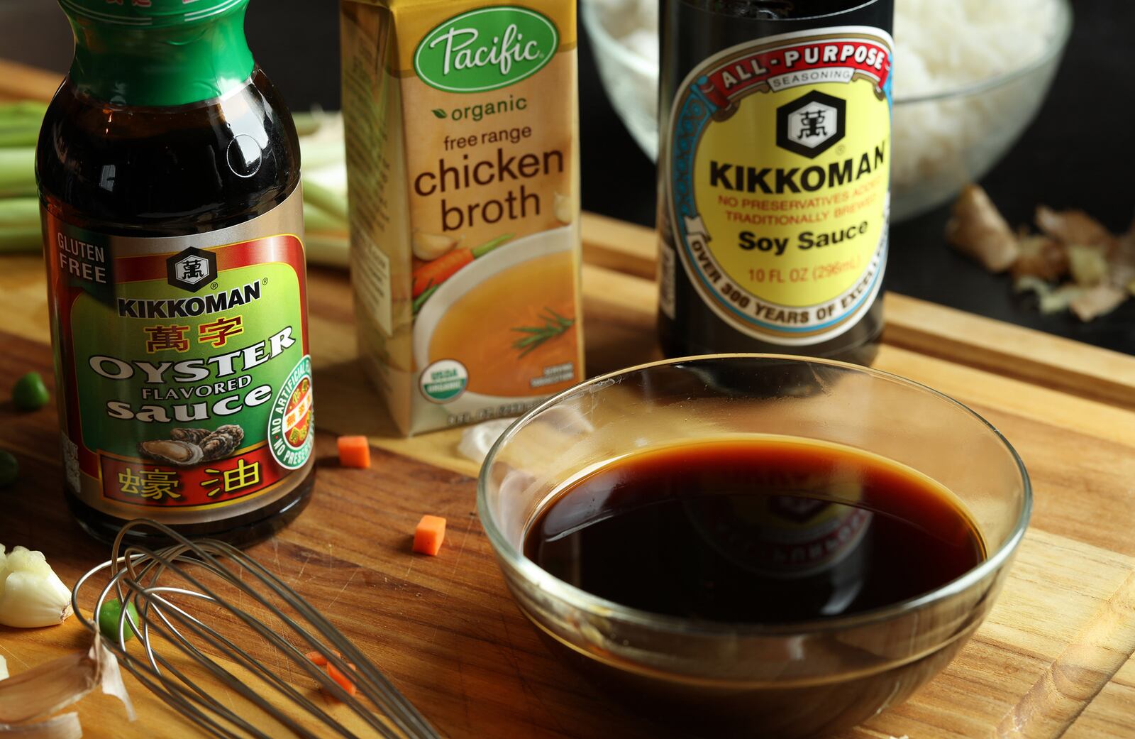 For the sauce, combine soy sauce, chicken stock and oyster sauce in a small bowl. (Abel Uribe/Chicago Tribune/TNS)