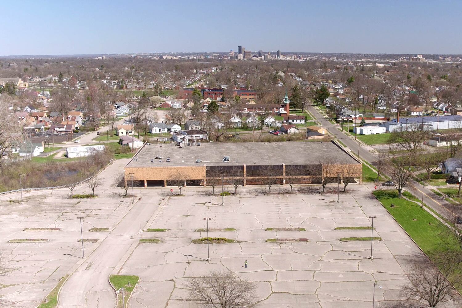 Closed grocers left food desert in west Dayton