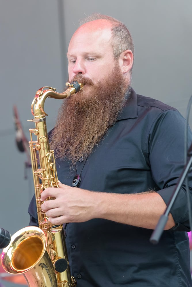 PHOTOS: Chambers DesLauriers with Heather Redman & the Reputation at Levitt Pavilion