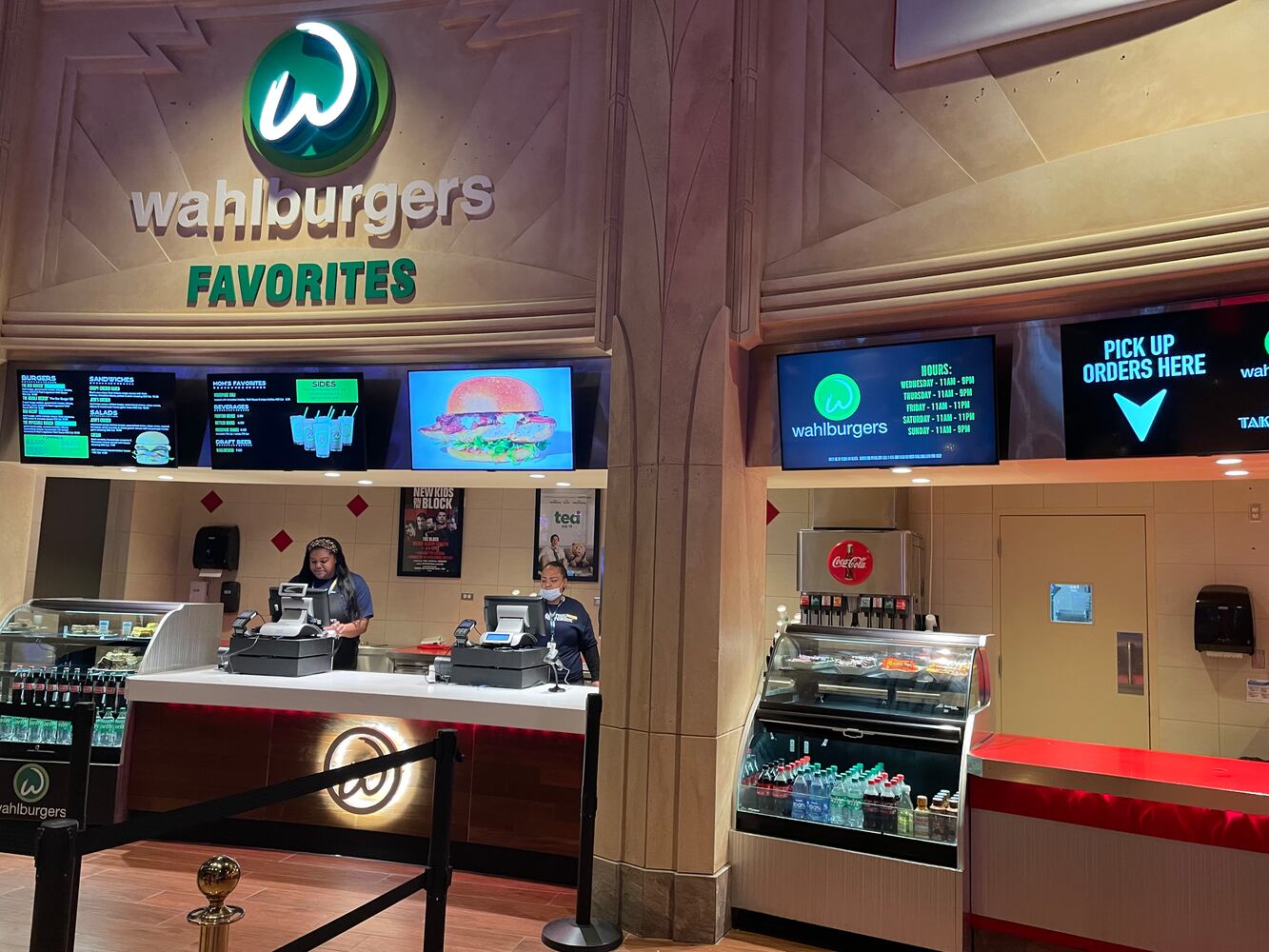 Wahlburgers