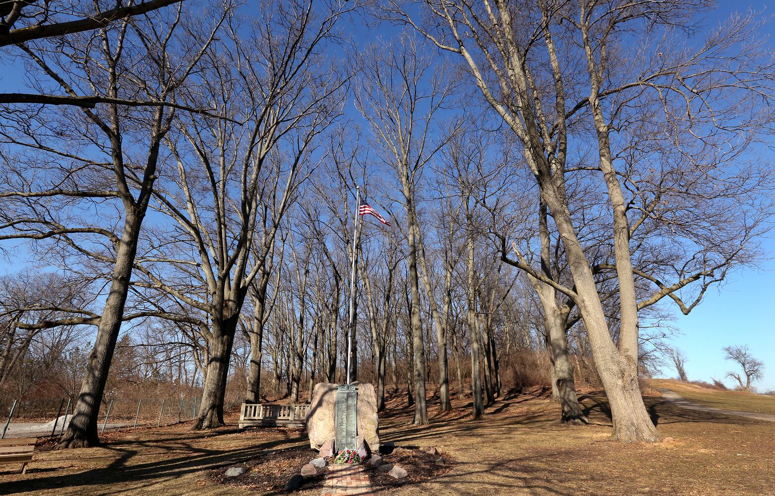 Victory Oak Knoll, a grove of 180 oak trees, was planted in 1921 to commemorate local World War I veterans.