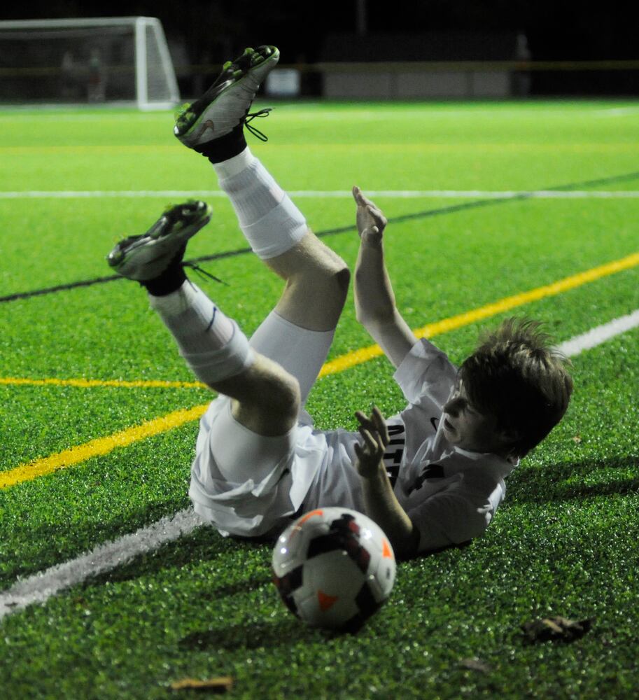 Carroll vs. Alter boys soccer