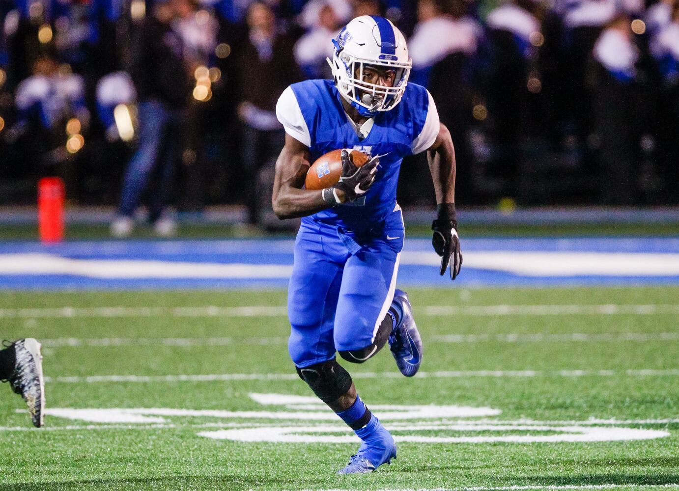 Hamilton Big Blue football beats Sycamore 14-7