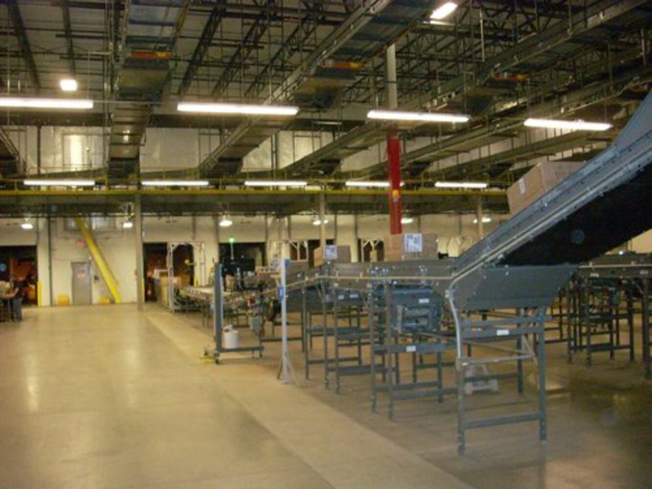 Distribution center opens