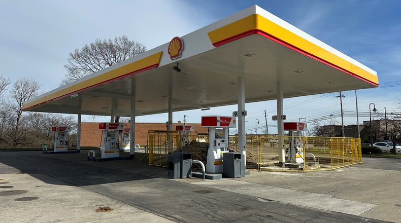 A Shell gas station on North Fairfield Road has been closed since leaking 700 gallons of diesel fuel in December. CONTRIBUTED