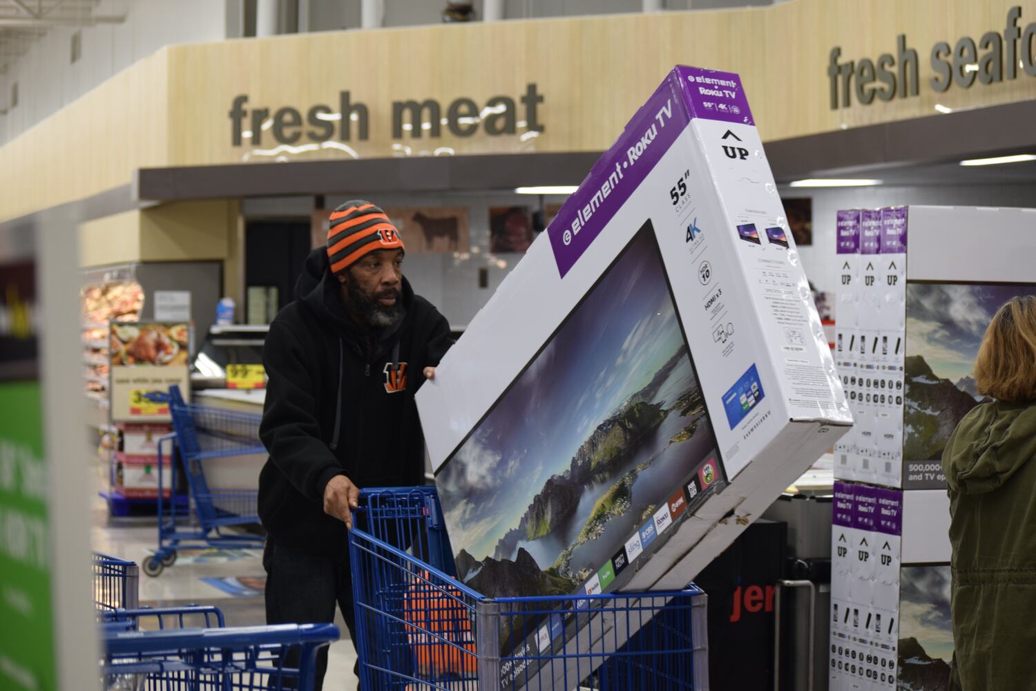 PHOTOS: Did we spot you Thanksgiving shopping today?