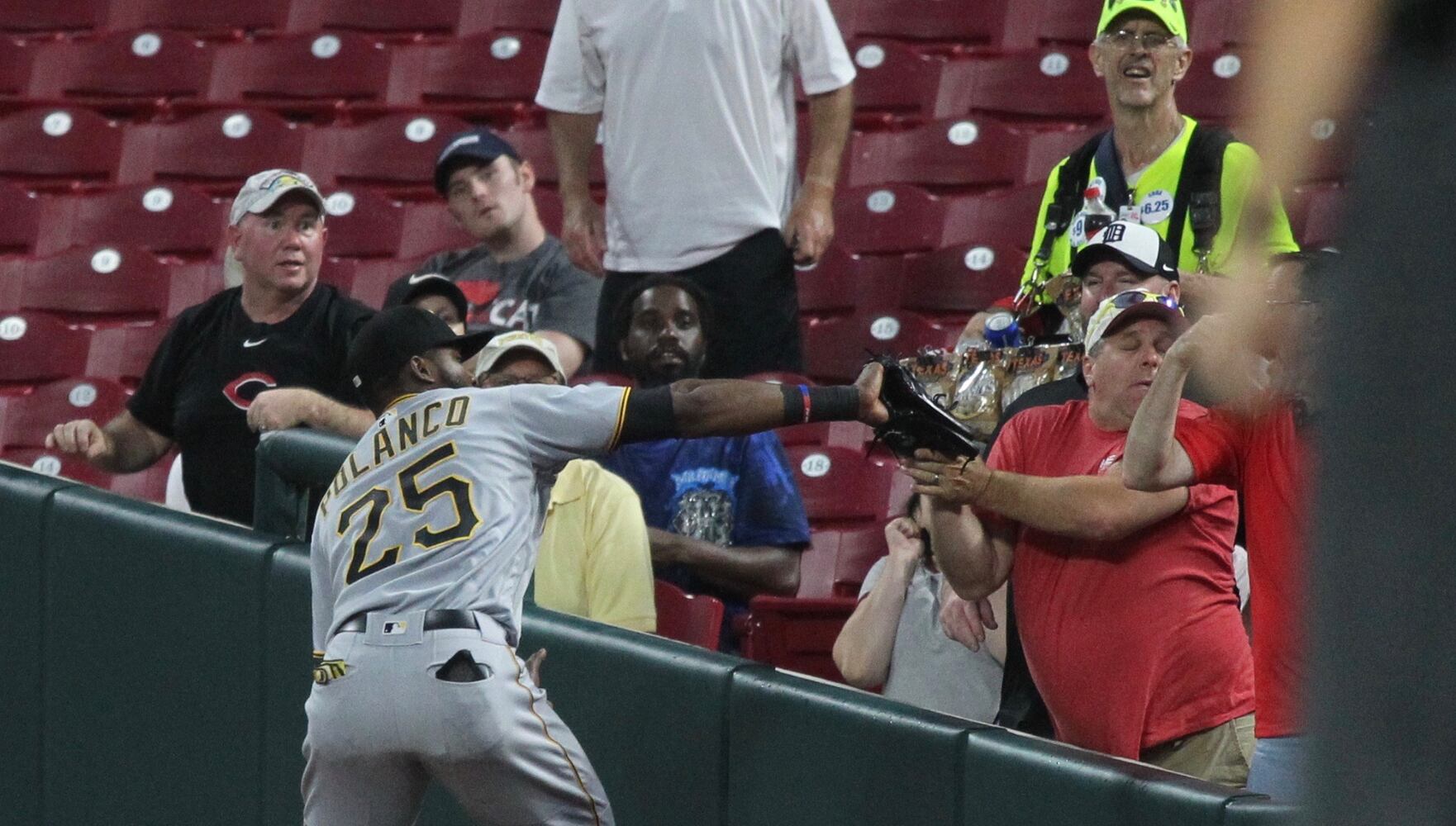 Photos: Reds vs. Pirates