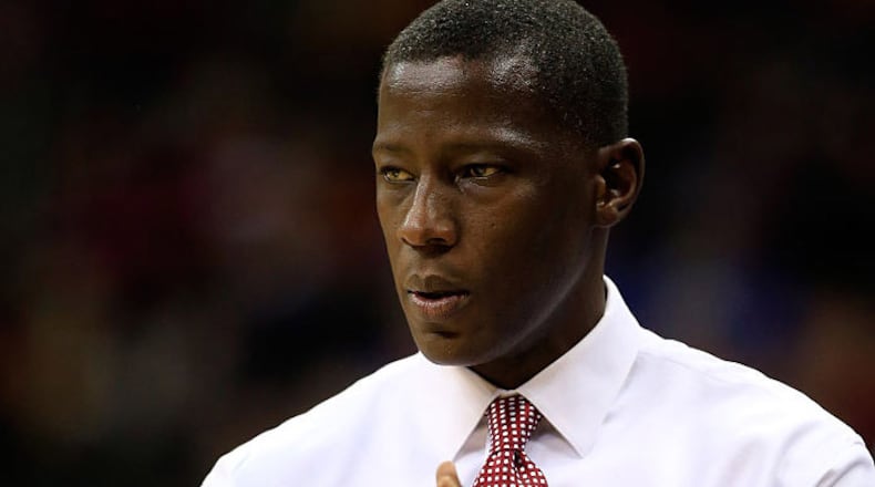 KANSAS CITY, MO - NOVEMBER 25: Head coach Anthony Grant of the Alabama Crimson Tide coaches from the bench during the CBE Hall Of Fame Classic consolation game against the Arizona State Sun Devils at Sprint Center on November 25, 2014 in Kansas City, Missouri. (Photo by Jamie Squire/Getty Images)