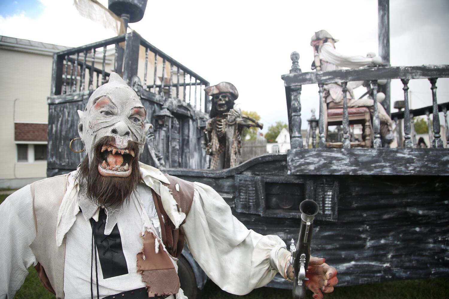 PHOTOS: Elaborate Halloween decorations transform Fairborn into the creepiest of communities