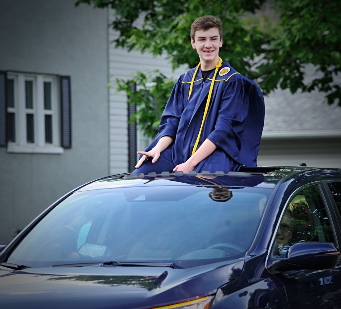 Oakwood community celebrates seniors during parade