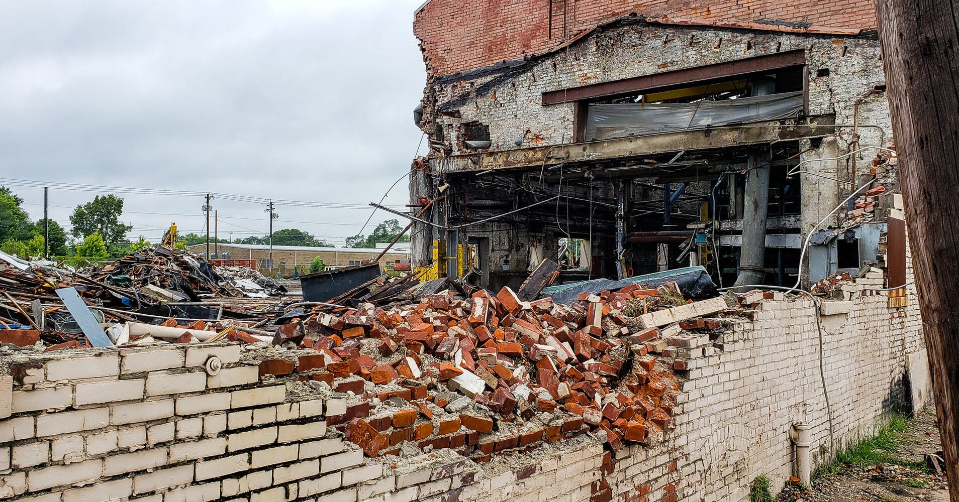 Demolition continues at former Franklin Boxboard building