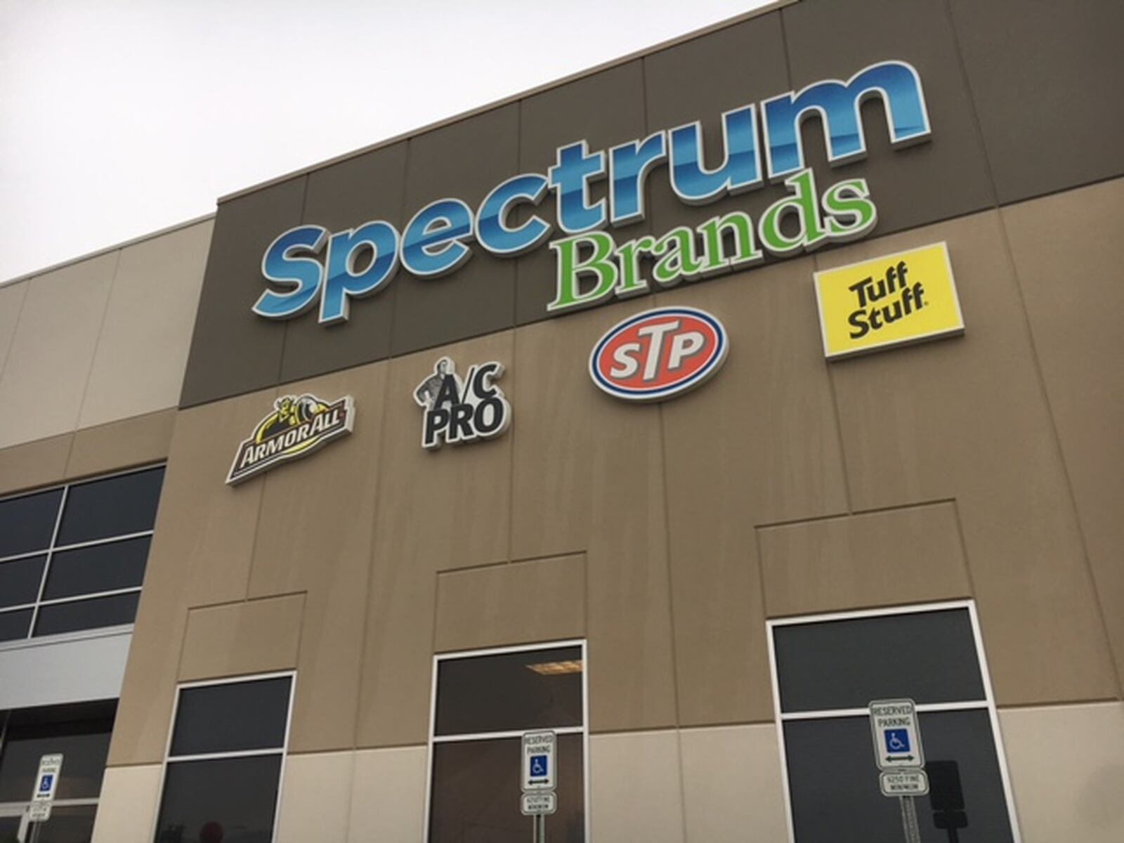 What had been the Spectrum Brands auto products distribution center covers some 570,000 square feet and employed nearly 350 people at one point. THOMAS GNAU/STAFF