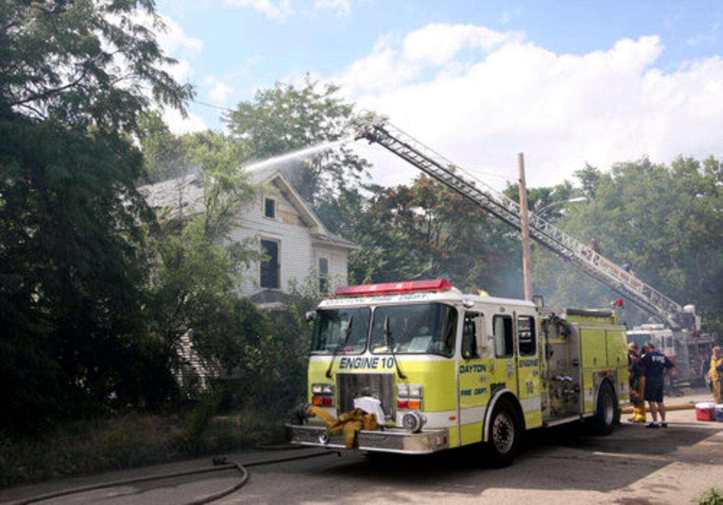 Firefighter injured at fire on Conover St.