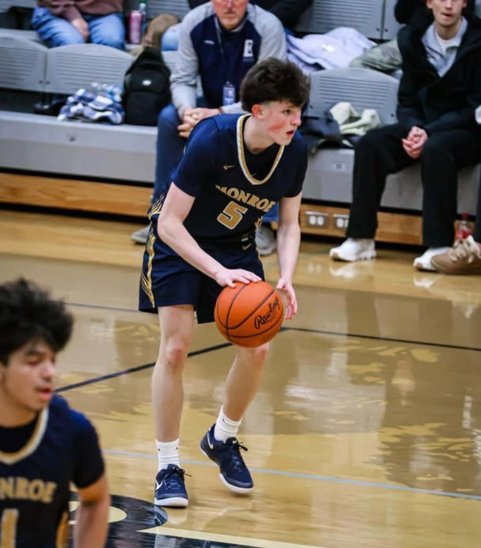 Monroe’s Colt Howard dribbles the ball during a recent game. NOAH PITZER / CONTRIBUTED