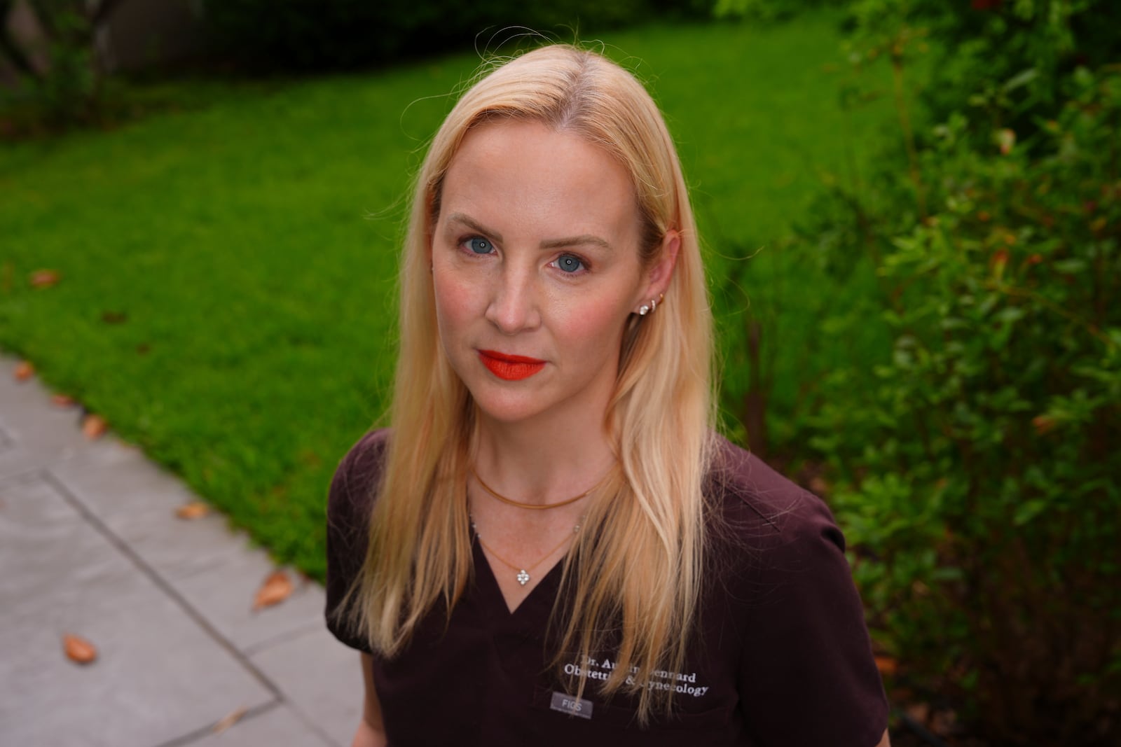 Dr. Austin Dennard poses for a portrait at her home in Dallas, Friday, May 2, 2025. (AP Photo/LM Otero)