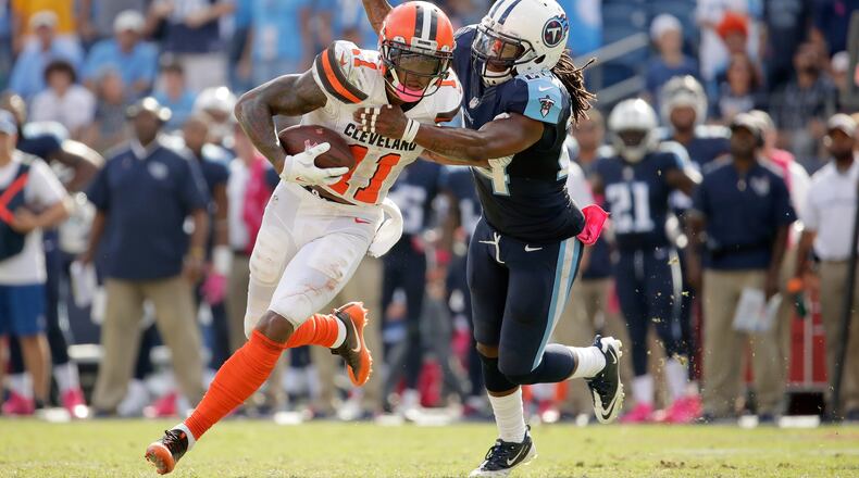 NASHVILLE, TN - OCTOBER 16: Terrelle Pryor #11 of the Cleveland Browns runs with the ball while defended by Daimion Stafford #24 of the Tennessee Titans at Nissan Stadium on October 16, 2016 in Nashville, Tennessee. (Photo by Andy Lyons/Getty Images)