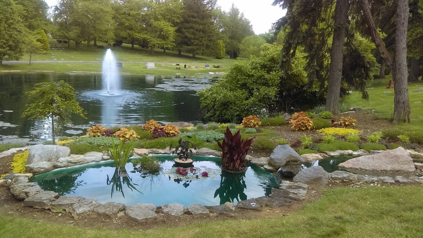 The Cox Foundation has awarded Woodland Cemetery and Arboretum a $1 million restoration grant.