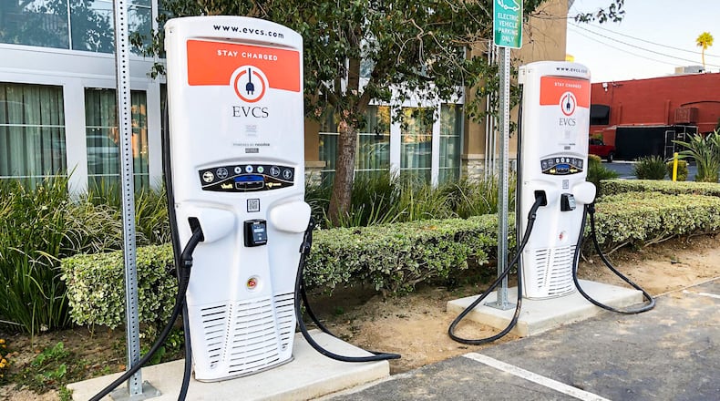 The newly announced partnership between Tritium and EVCS will expand electric vehicle infrastructure throughout the states of California, Oregon, and Washington. (Photo: Business Wire)