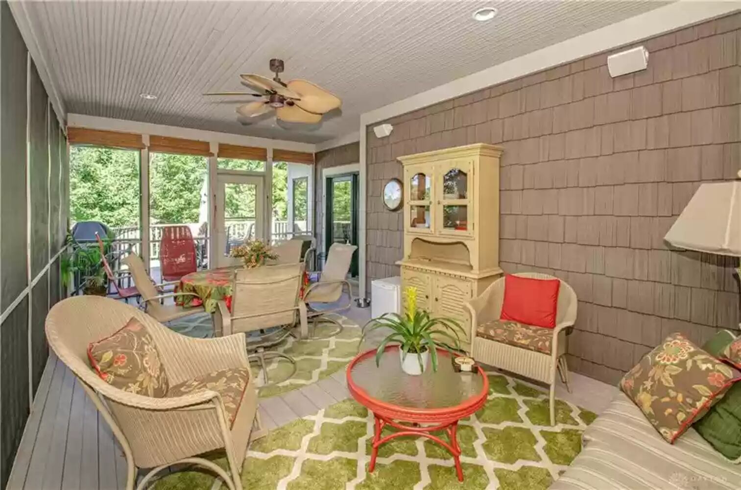 PHOTOS: $1M luxury home has views of Lakengren lake