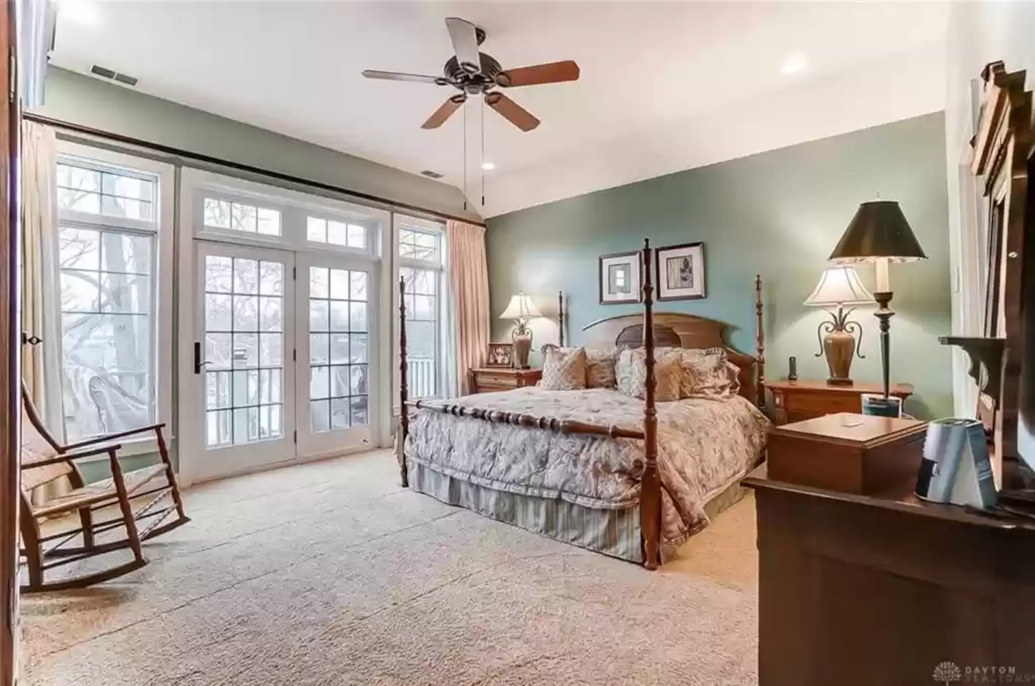 PHOTOS: $1M luxury home has views of Lakengren lake