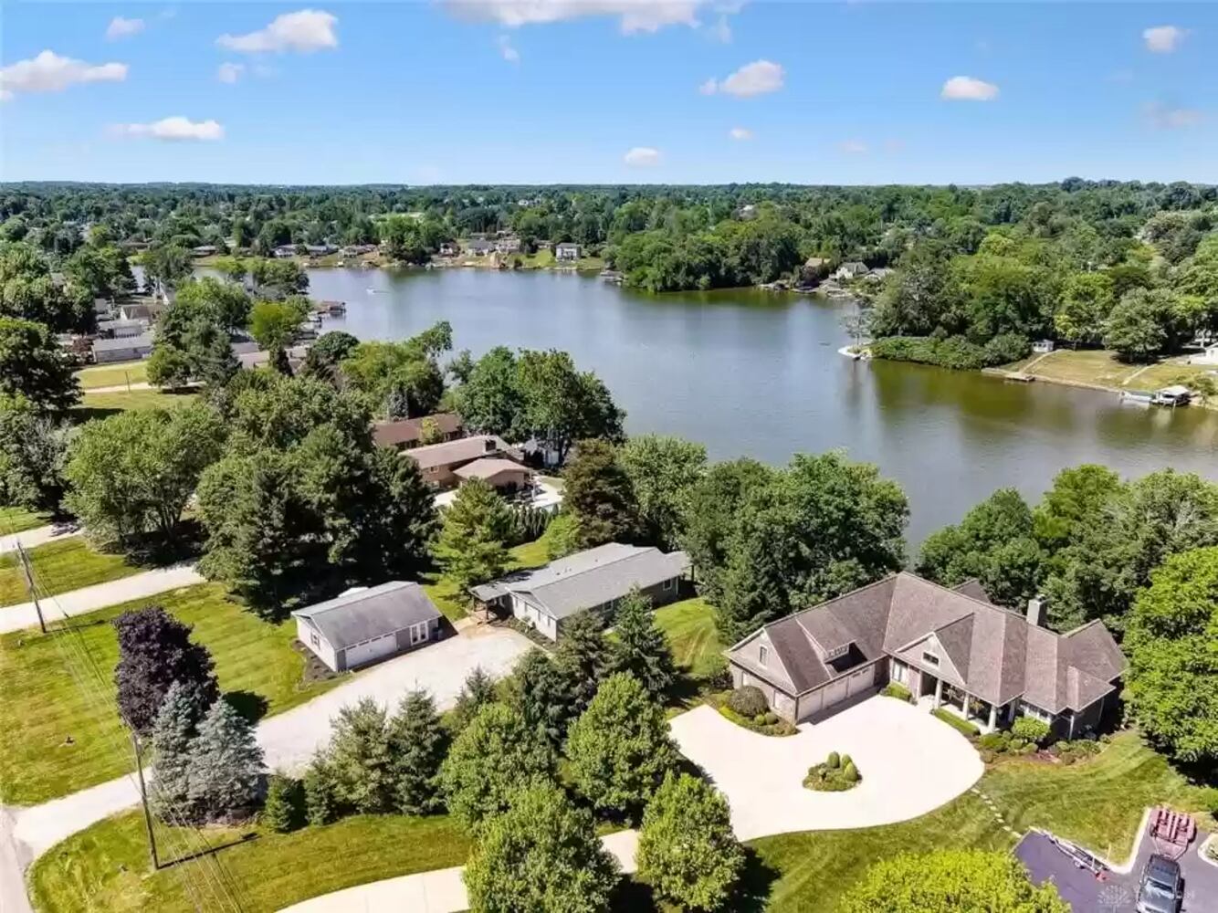 PHOTOS: $1M luxury home has views of Lakengren lake