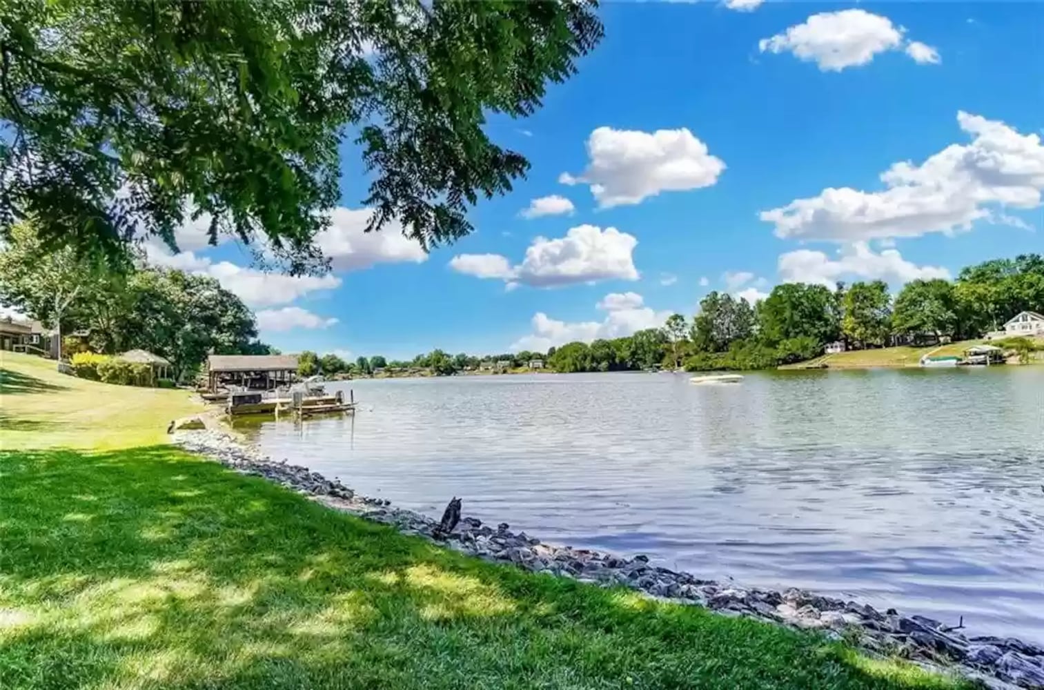 PHOTOS: $1M luxury home has views of Lakengren lake