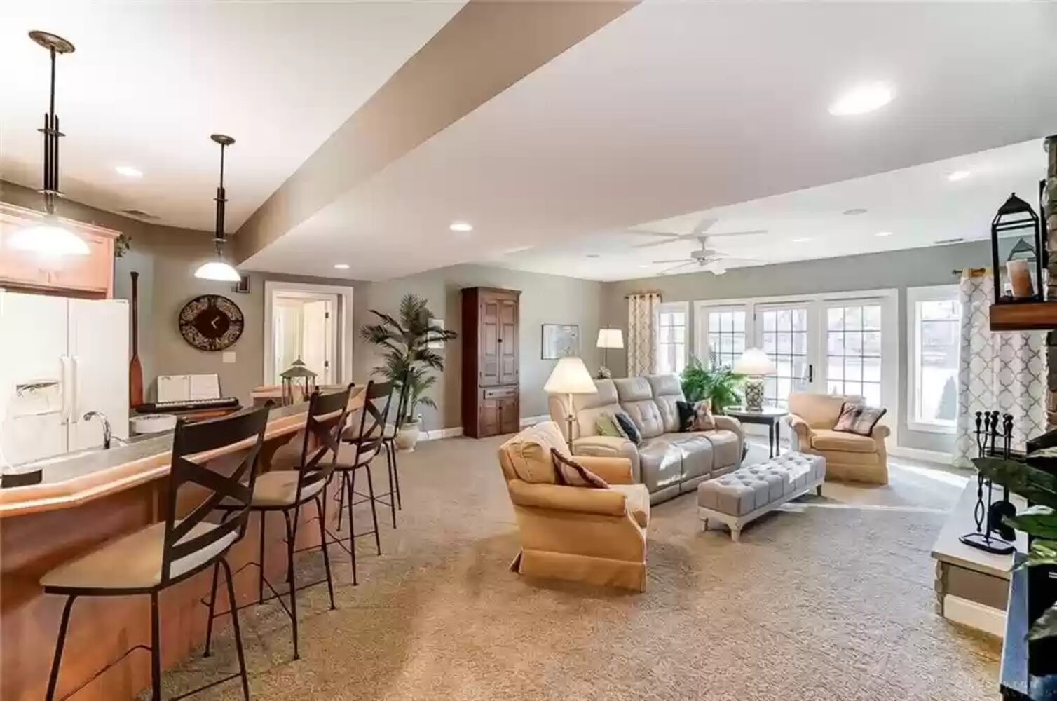 PHOTOS: $1M luxury home has views of Lakengren lake