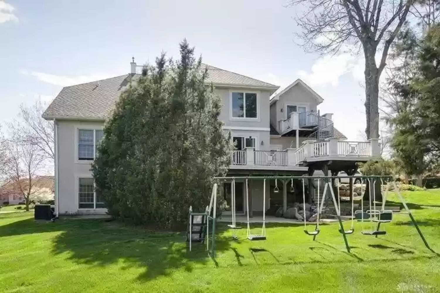 PHOTOS: Luxury home in Meeker Creek has giant living area