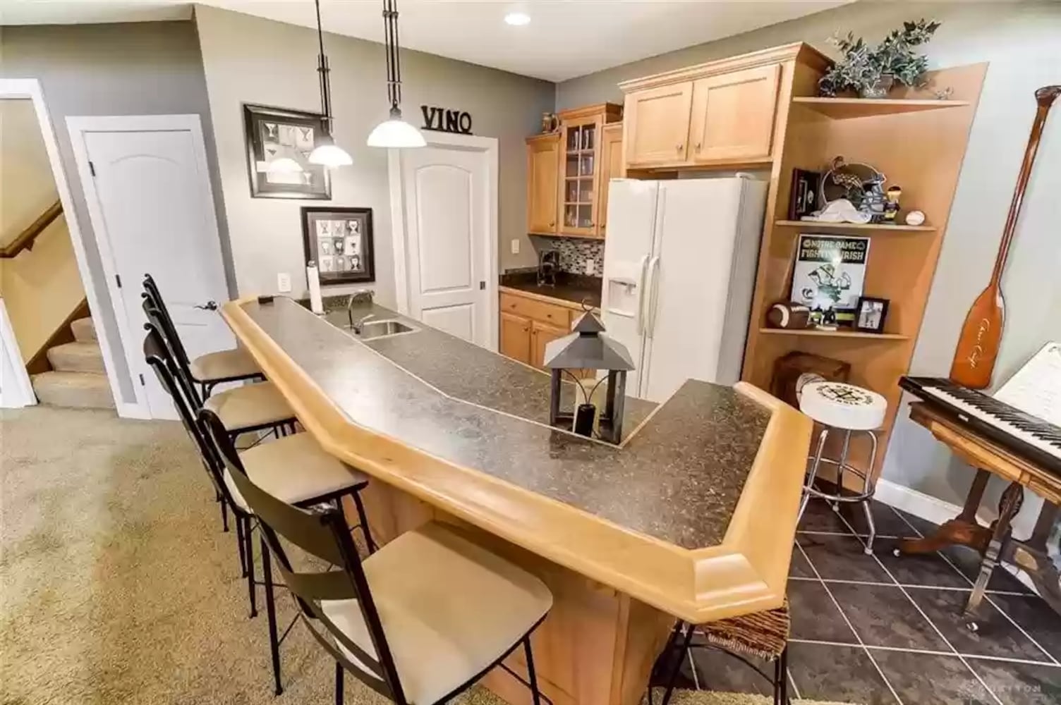 PHOTOS: $1M luxury home has views of Lakengren lake