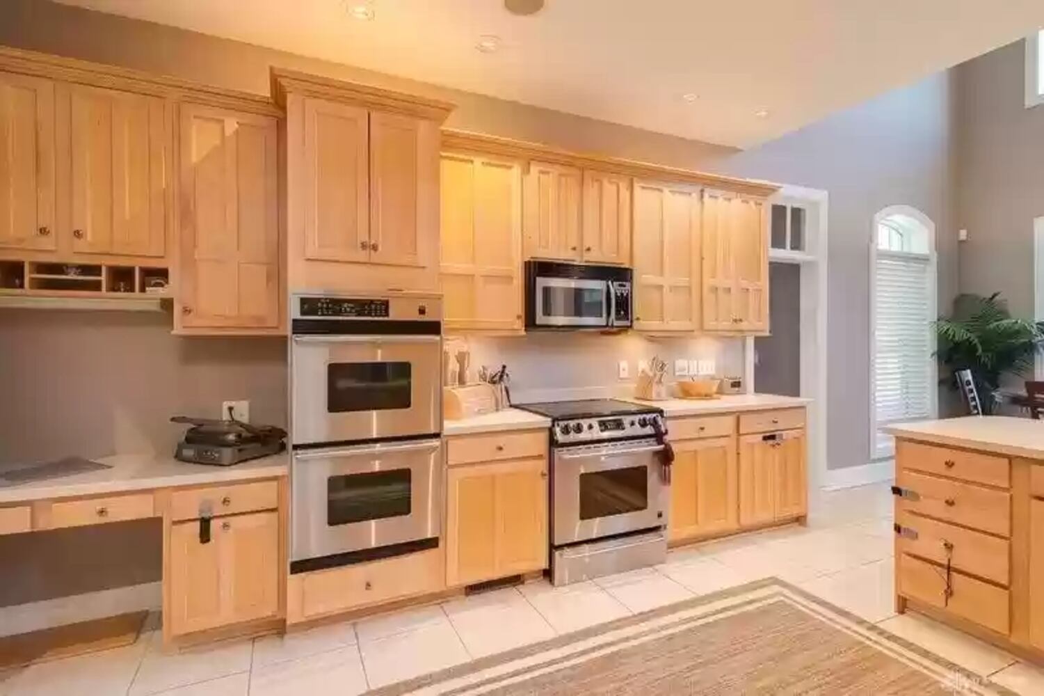 PHOTOS: Luxury home in Meeker Creek has giant living area