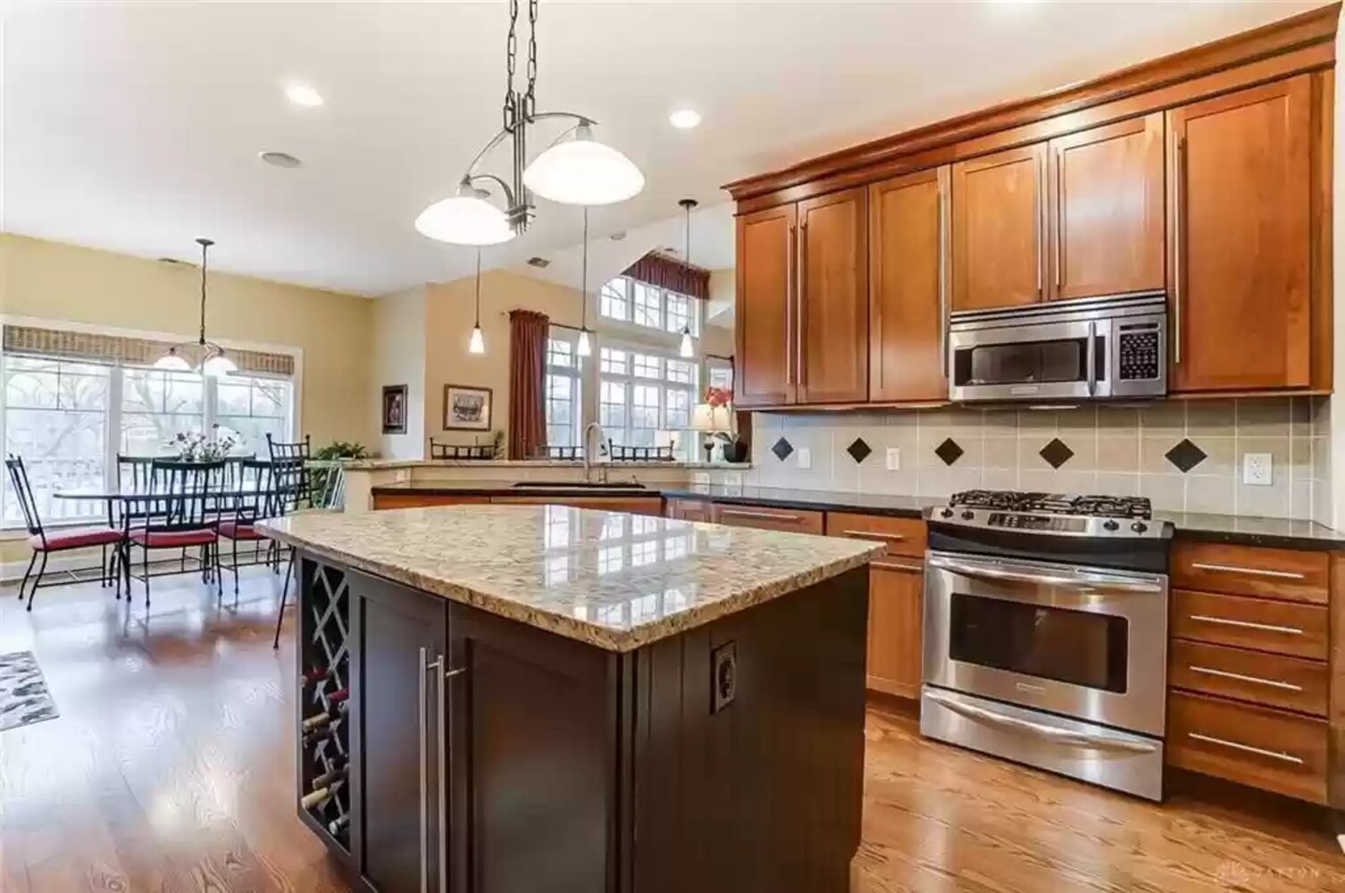 PHOTOS: $1M luxury home has views of Lakengren lake