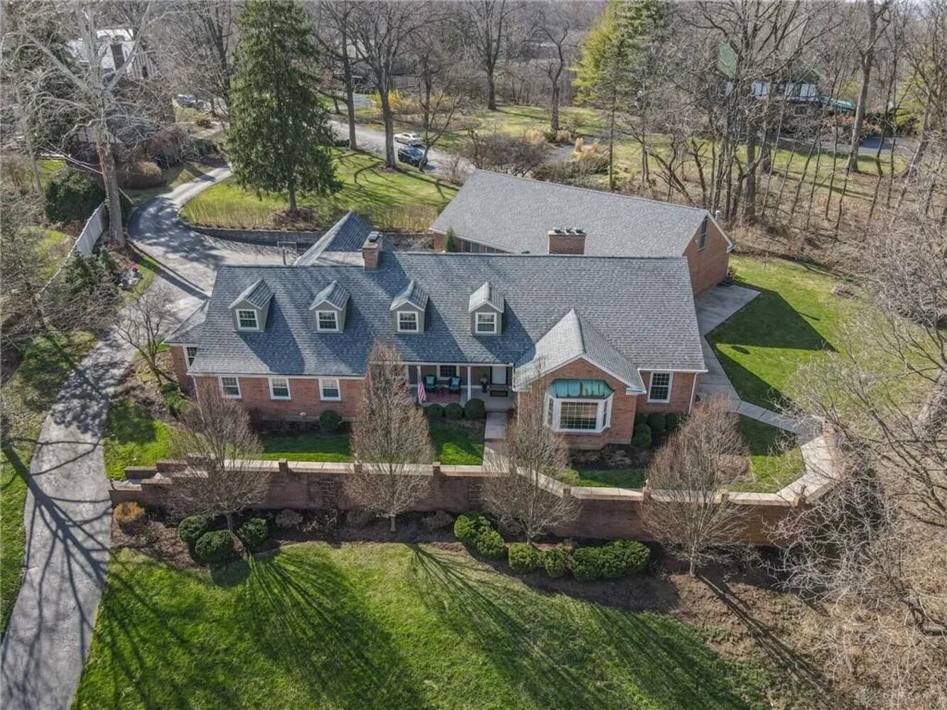 PHOTOS: Luxury Oakwood home with indoor swimming pool on the market