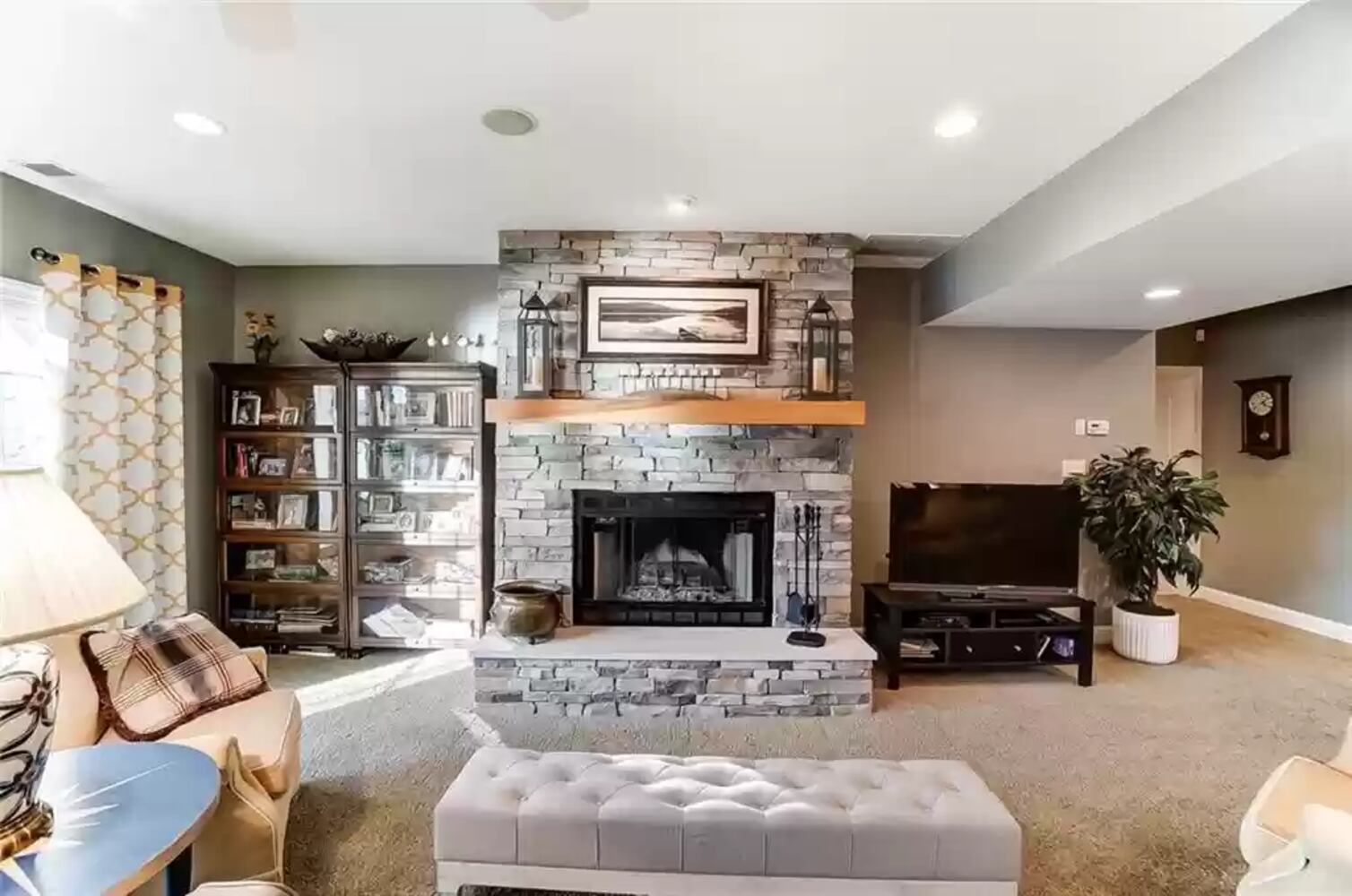 PHOTOS: $1M luxury home has views of Lakengren lake