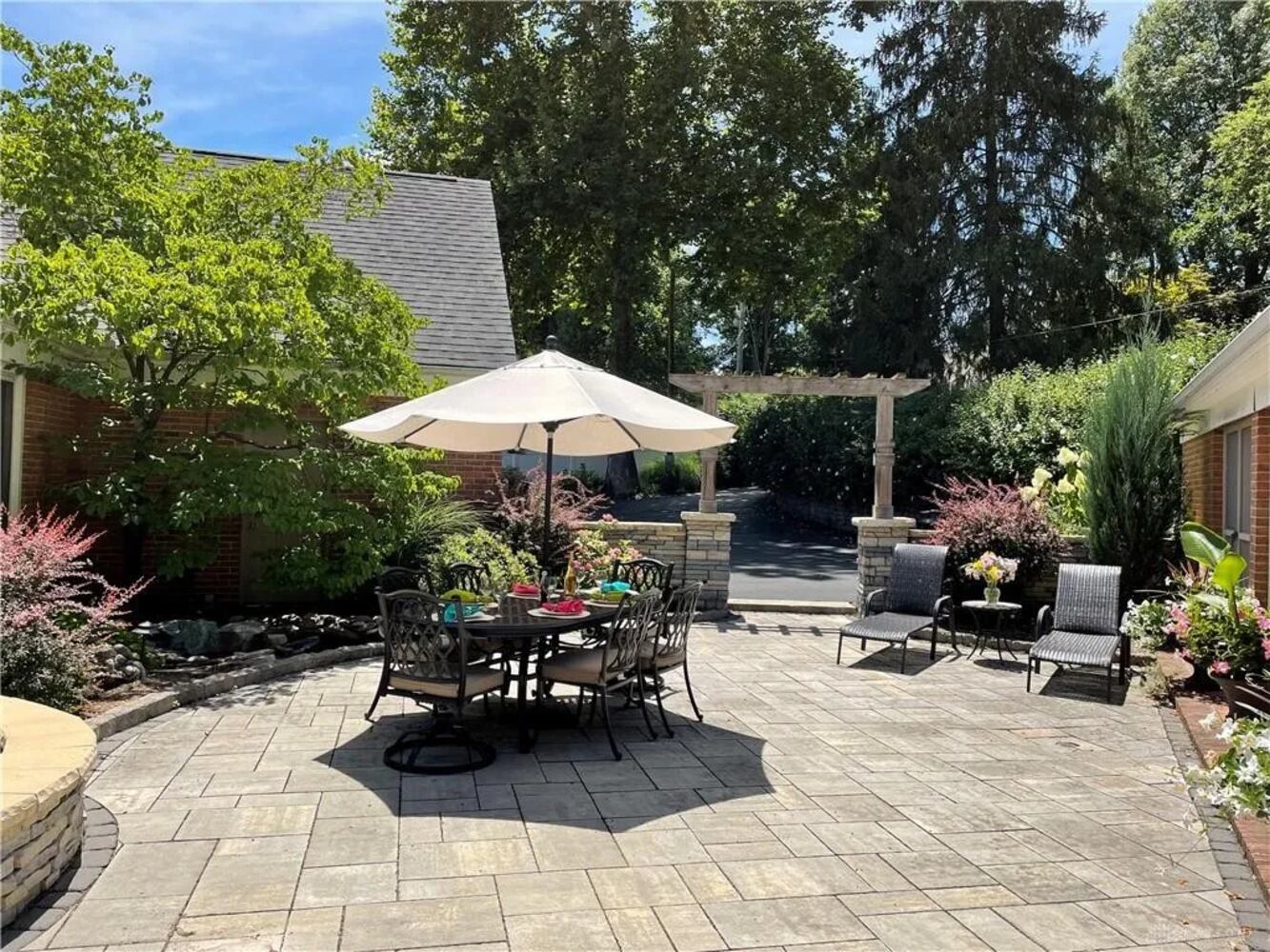 PHOTOS: Luxury Oakwood home with indoor swimming pool on the market