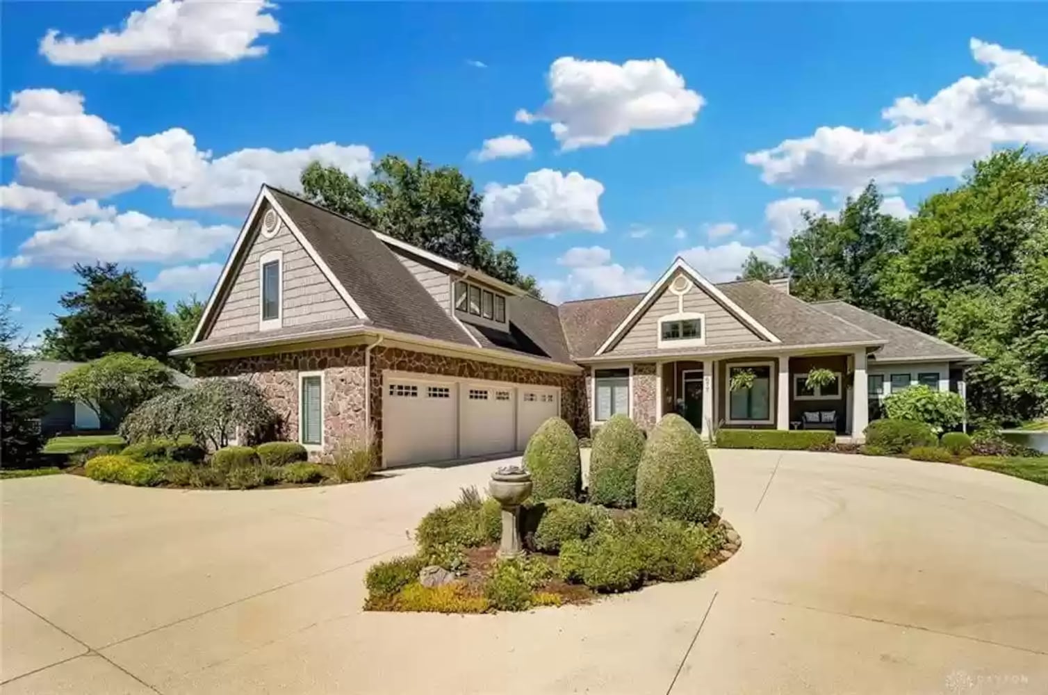 PHOTOS: $1M luxury home has views of Lakengren lake
