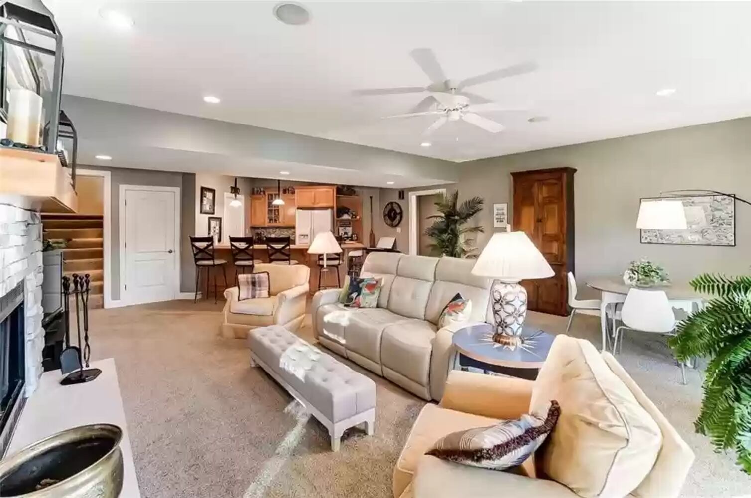 PHOTOS: $1M luxury home has views of Lakengren lake