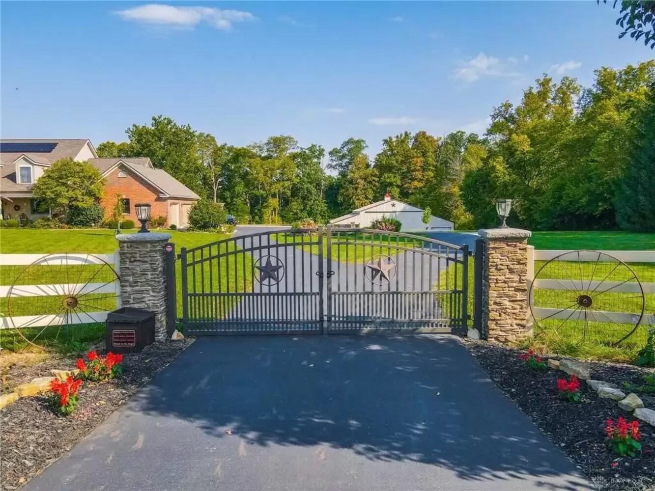 PHOTOS: Luxury gated home on 2.5 acres listed